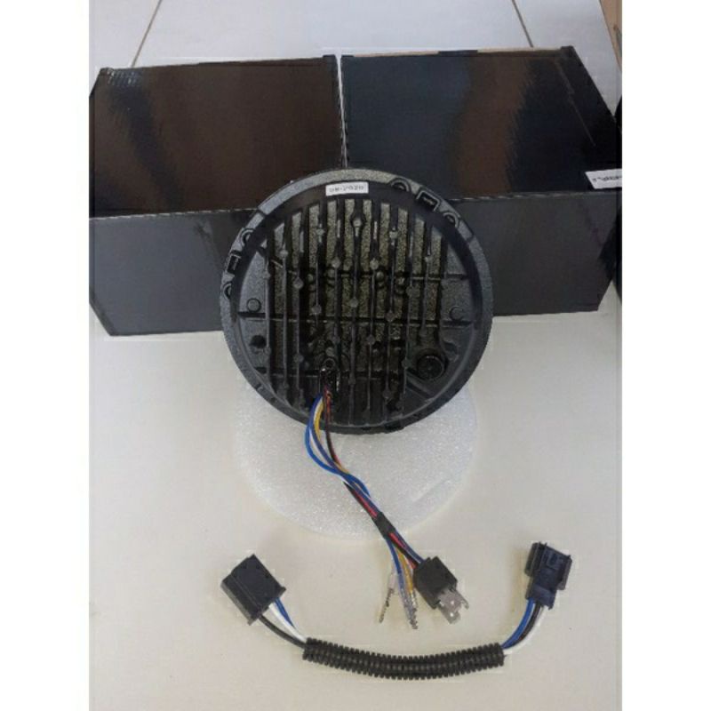 DAYMAKER DAYMAKER19  LED7 INCH ORIGINAL DOT SAE DUS HITAM POLOS TIGER