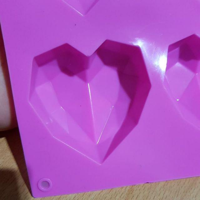 Cetakan Dengan Bahan Silikon Dan Bentuk Hati Untuk Hiasan Kue / Jelly / Sabun Handmade