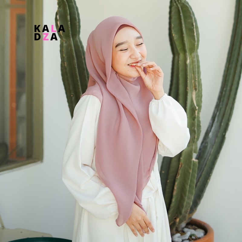 Kaladza Hijab - Segi Empat Instan Dahlia | Hijab Instan | Jilbab Cantik | Segi Empat Praktis-3