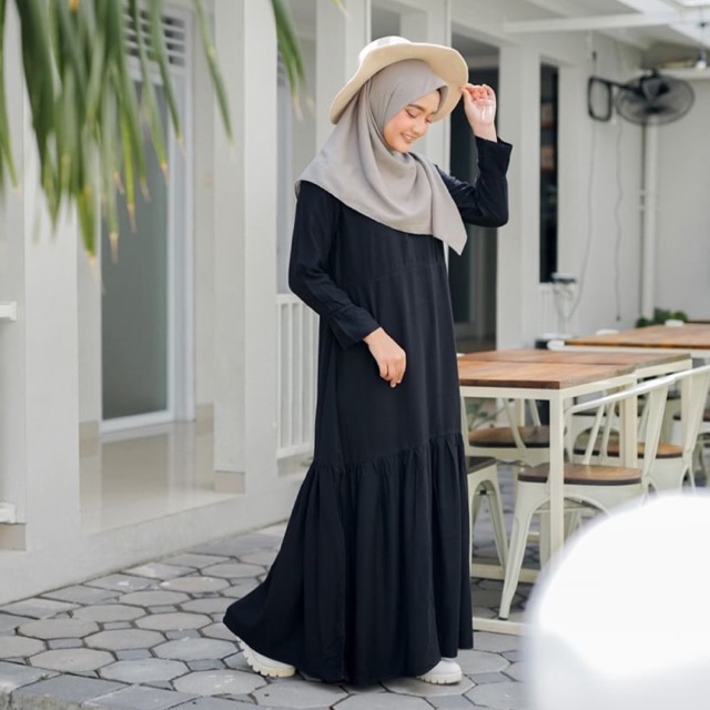 Inaya Dress