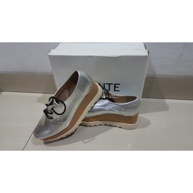 Amante Silver Shoes