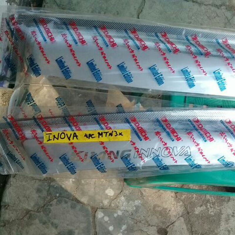 Talang air/talang hujan/talang air hujan Innova lama Grand new innova