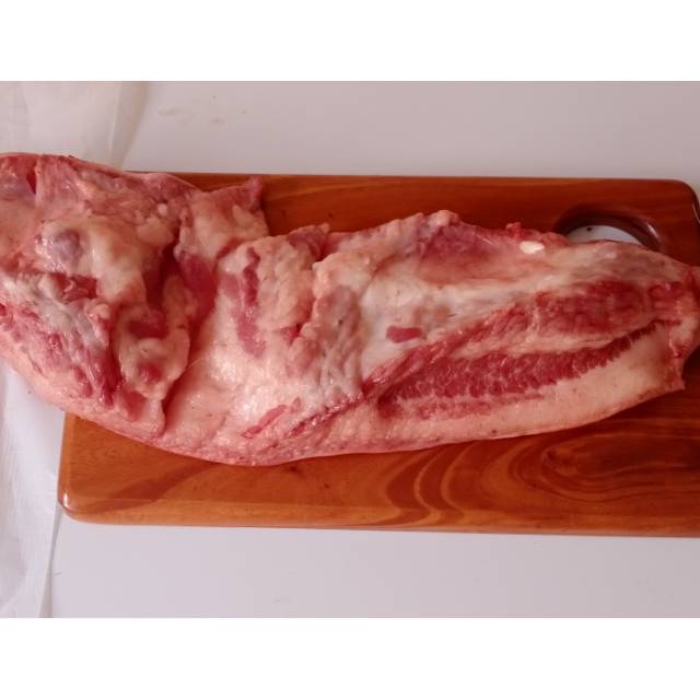 

Leher Babi / Pork Collar / Pork Neck 500 gr - Daging Babi Fresh Berkualitas Surabaya