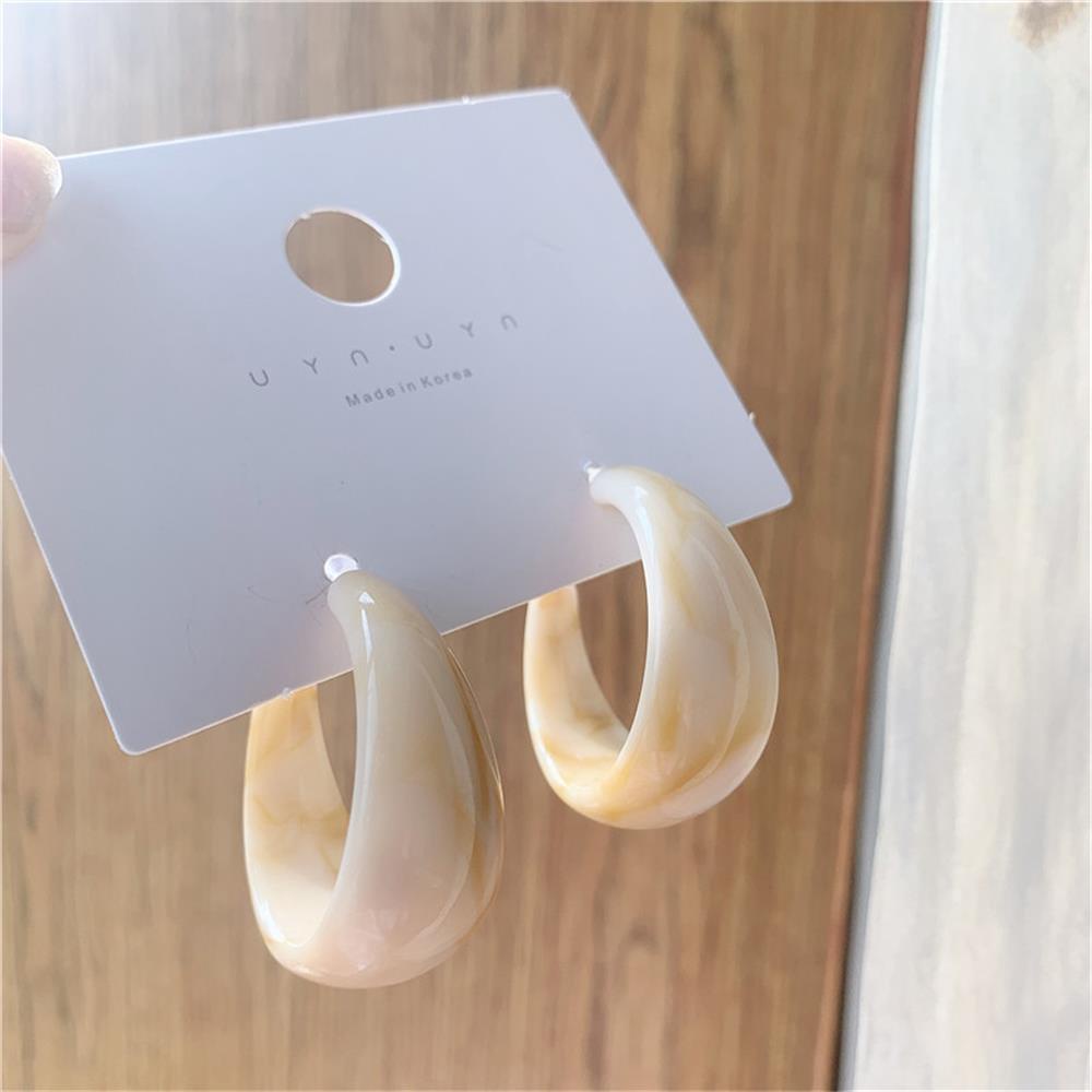 Lily Acrylic Colorful Earrings Statement Hadiah Untuk Wanita Hoop Menjuntai Earrings Asam Asetat