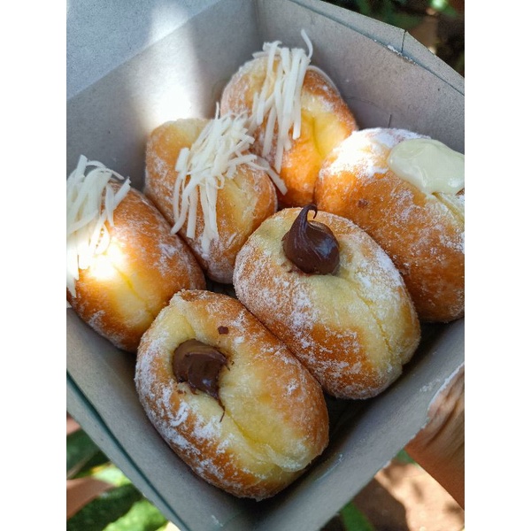 

Bomboloni / Donat Kentang isi