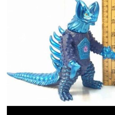 Monster Ultraman Kaiju Tyrant Blue Metalic Figure