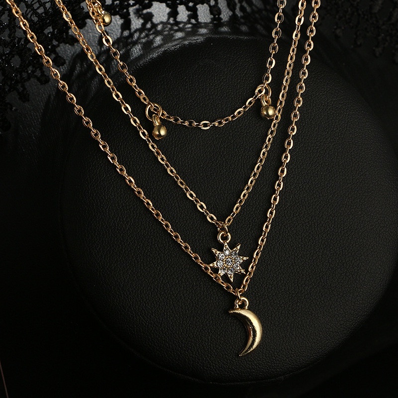 Set Kalung Multilayer Liontin Bulan Aksen Berlian Untuk Wanita