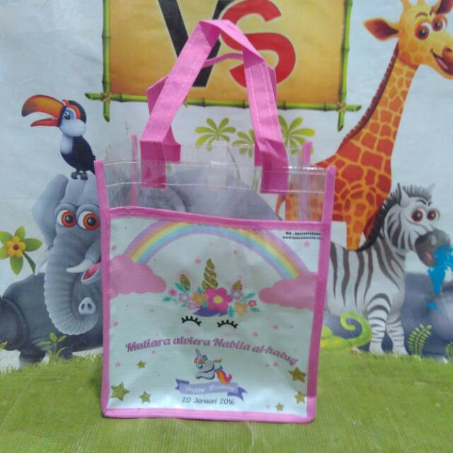 

Tas ultah kantong mika unicorn