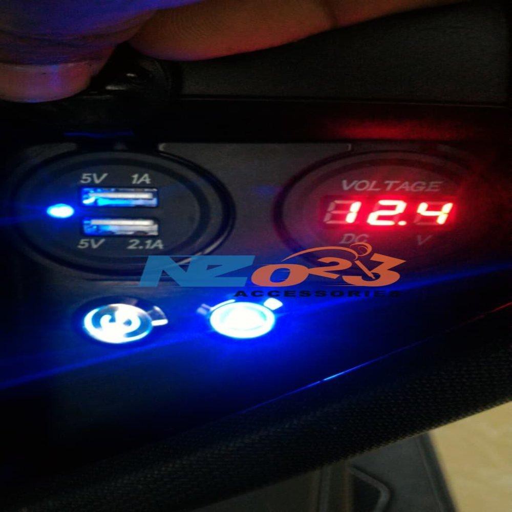 Charger Dual USB LED + Digital VoltMeter Aki - Universal Motor Mobil