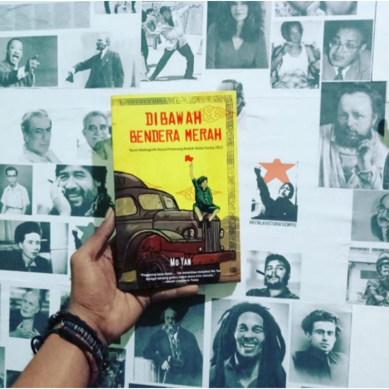 Di Bawah Bendera Merah by Mo Yan - Serambi