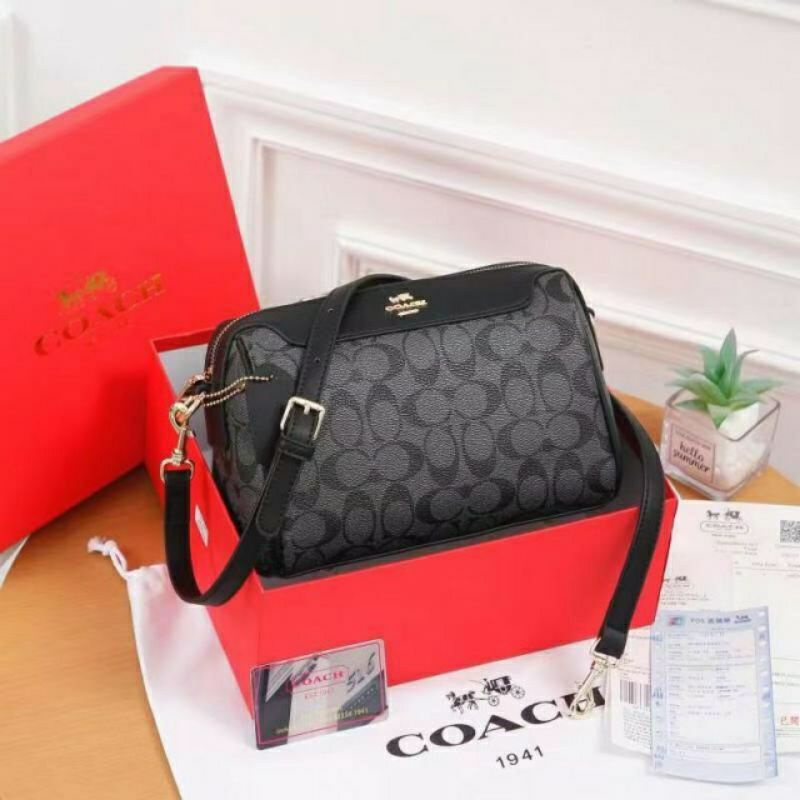 TAS IMPORT SELEMPANG WANITA COACH
