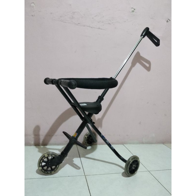 Ezzy stroller dorongan bayi roda 3 [PRELOVED]