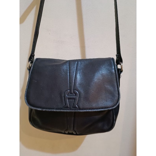 tas second selempang etienne aigner hitam kulit asli