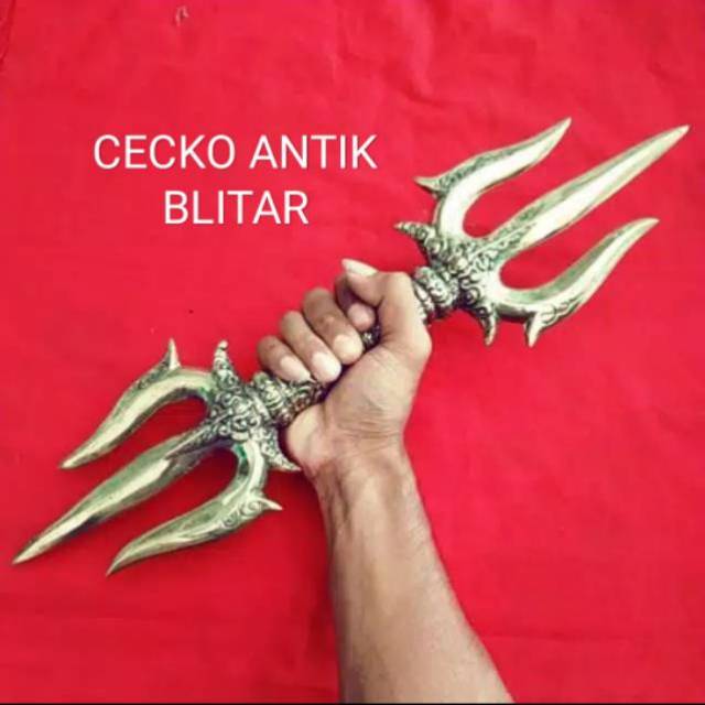 barang koleksi Trisula dobel bahan kuningan
