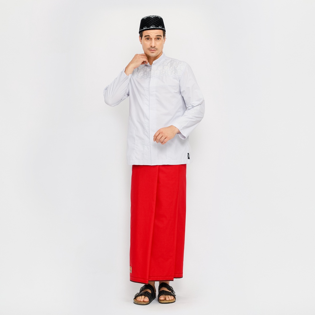 Sarung ATLAS Premium 750 Tumpal Kembang Warna Polos Merah