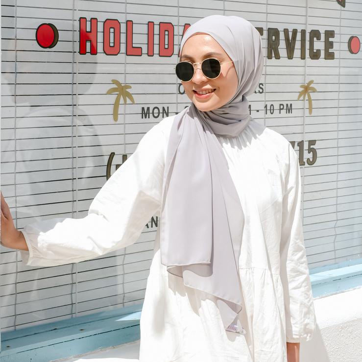 Lozy Hijab - [Defect] Bawal Shawl ( Hijab Pashmina )-Light Grey