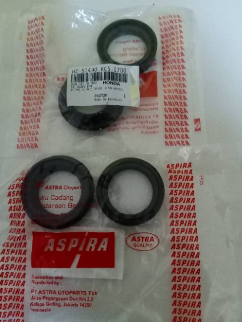 Seal shock set kiri dan kanan honda gl pro/cb 150R/ gl pro neotech Aspira Astra