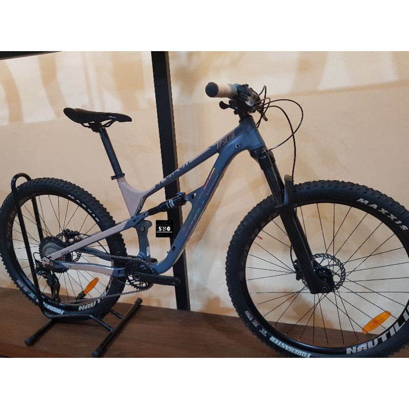 United Epsilon T2 Fullbike 29 Inch