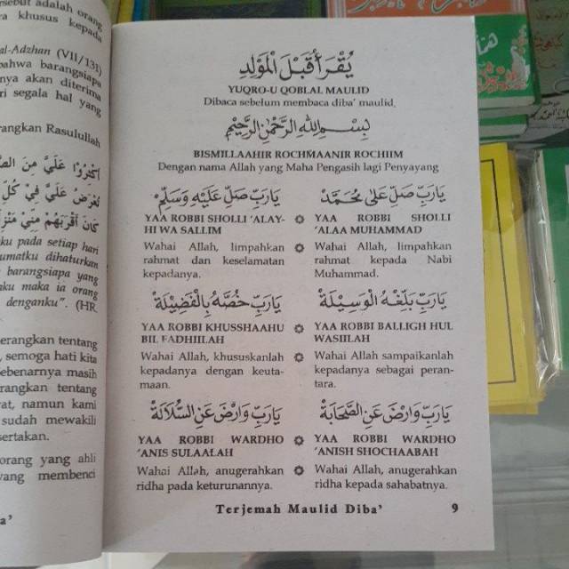 Terjemah Indonesia Maulid Diba Arab Latin Buku Kitab Sholawat