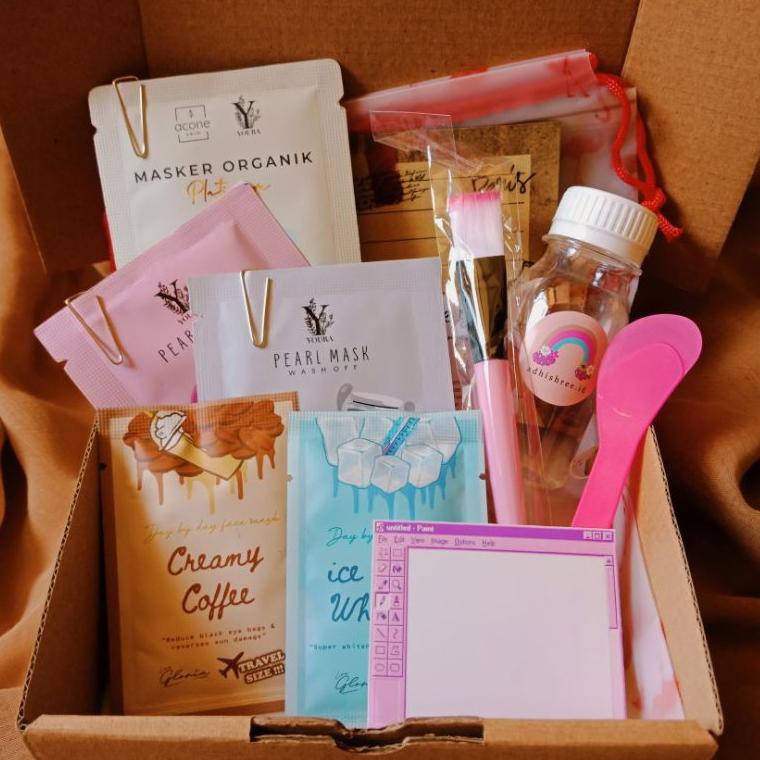 Dijamin Baru Gift Box Hadiah Skincare Kado Hampers Paket Masker Organik Gift Box Cewe Gift Box Ma Shopee Indonesia