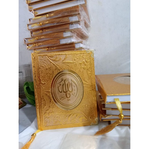 

Buku Yasin Hard Cover Elegan Mewah Exclusive Papper Glossy