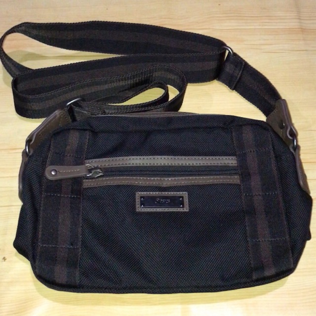 asics sling bag