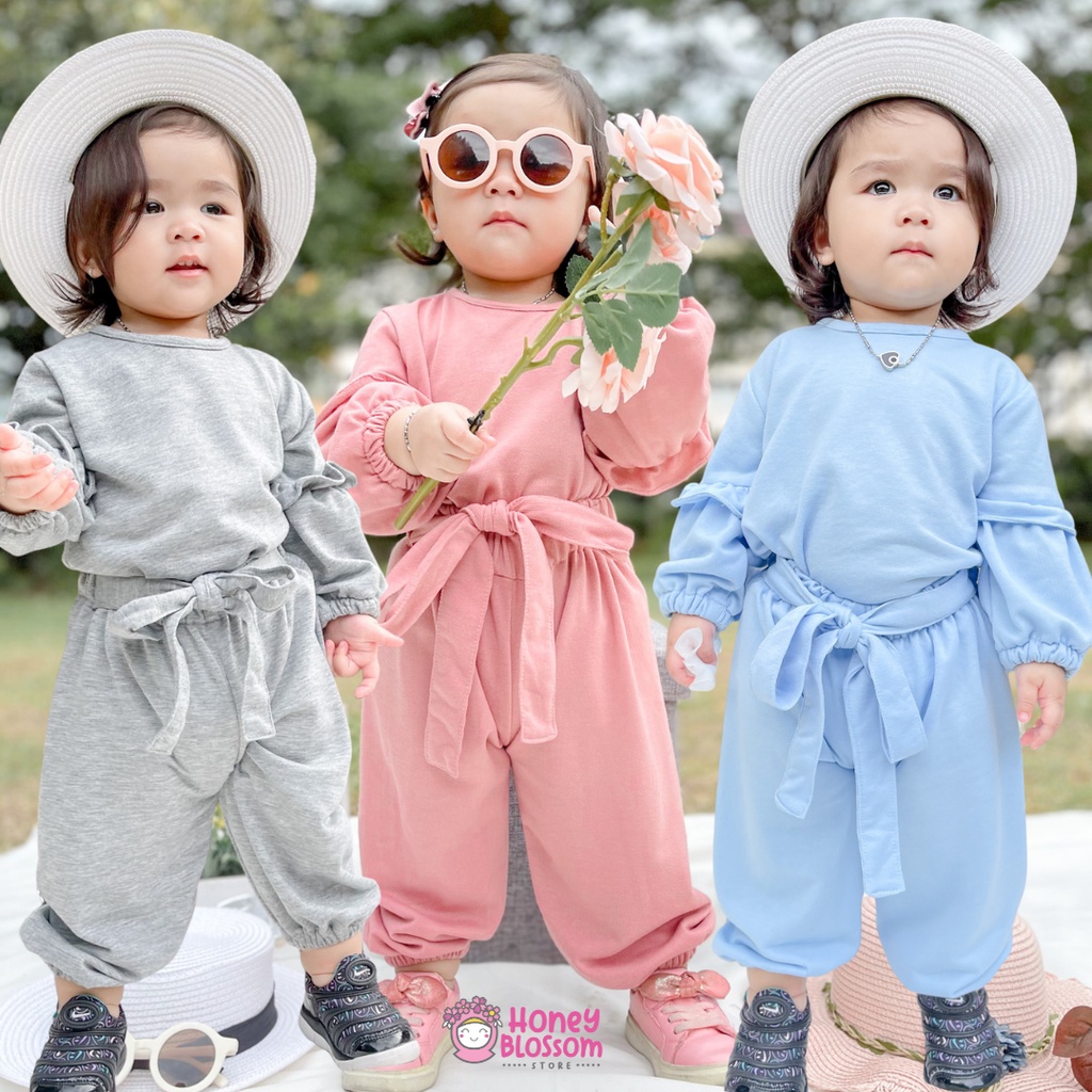 One Set Anak Perempuan Alika Series Newborn 0 Bulan - 5 Tahun