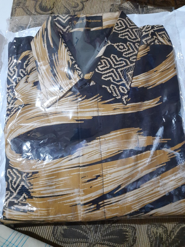Bowo Laksono Lengan Pendek Kemeja Batik Pria Slimfit Katun Printing Hem Baju Atasan Kantor Modern