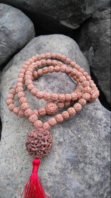 Tasbih kalung jenitri genitri kesehatan
