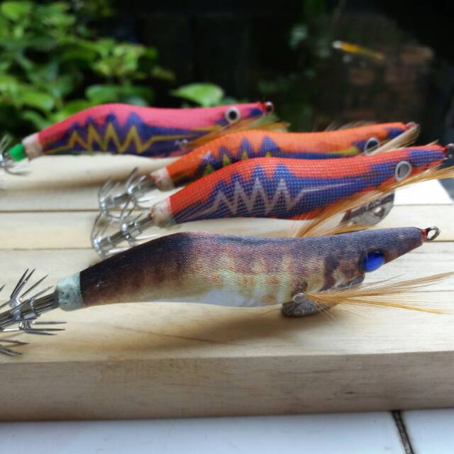 Egy Squid Jig umpan Cumi ukuran 2.5