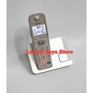 Panasonic Telepon Rumah / Kantor Wireless KX-TGE210 Gold
