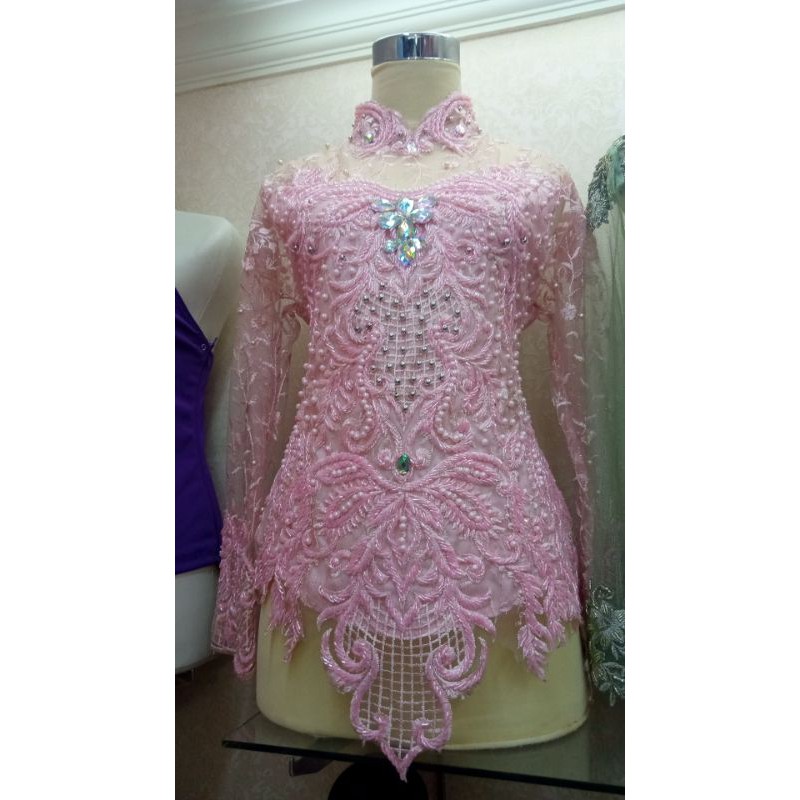 kebaya akad sabrina