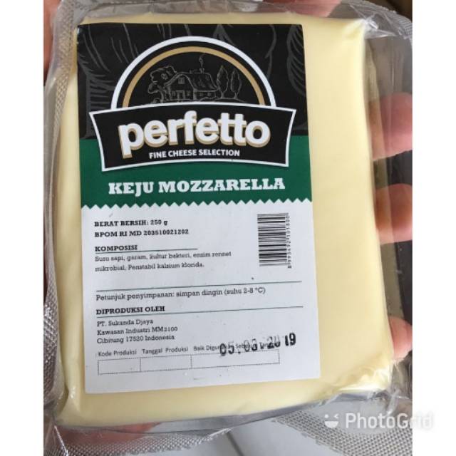 

Keju mozarella / keju perfetto