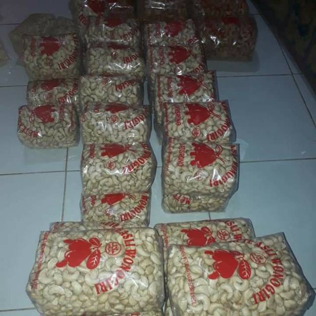 

Kacang mede/mete asli wonogiri 500 gr