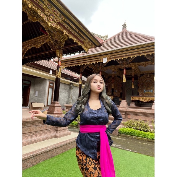 Kebaya bali sifon bunga lengan panjang model bet