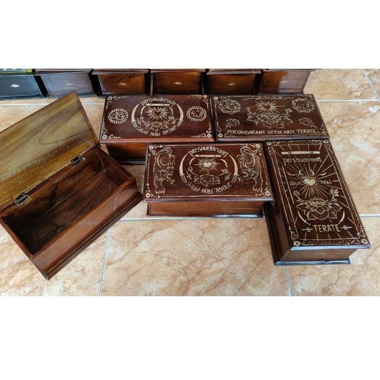 [PRODUK HAIBK] KOTAK TEMPAT KAIN MORI PSHT UKIR KAYU ASLI JATI TERATE RVW