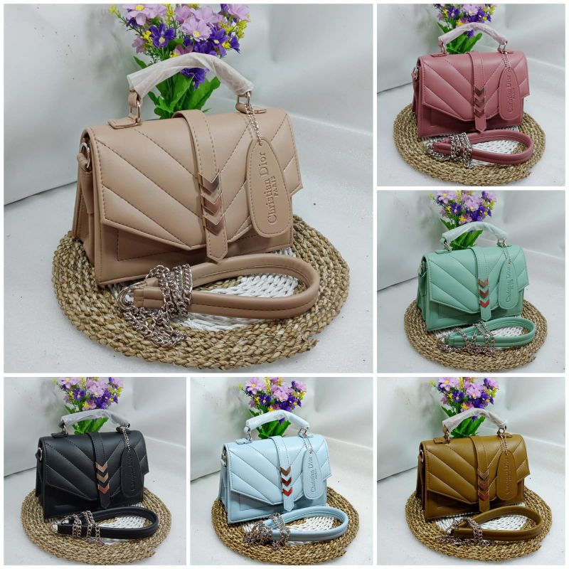 TAS SELEMPANG KOTAK REMDOM SIZE 22X15CM