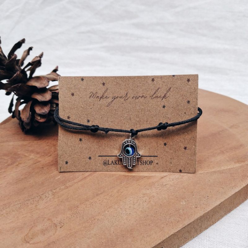 Hamsa Hand Bracelet by LAKULAKU