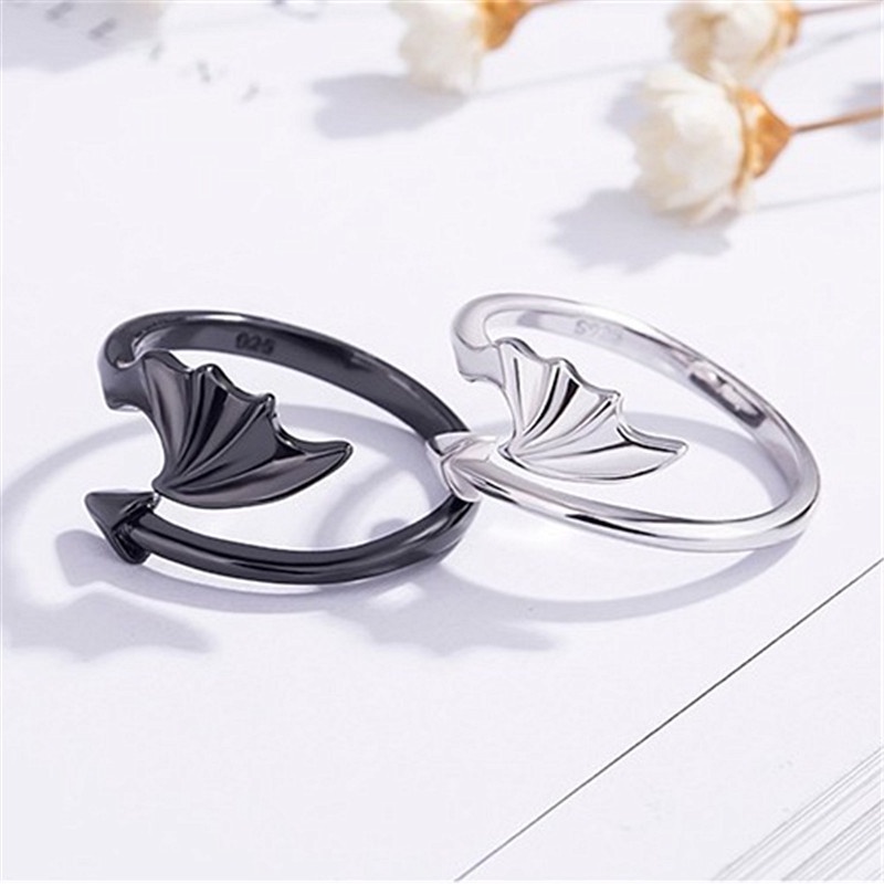 Cincin Desain Angel and Devil Warna Silver Hitam Gaya Hip Hop Untuk Pria Dan Wanita