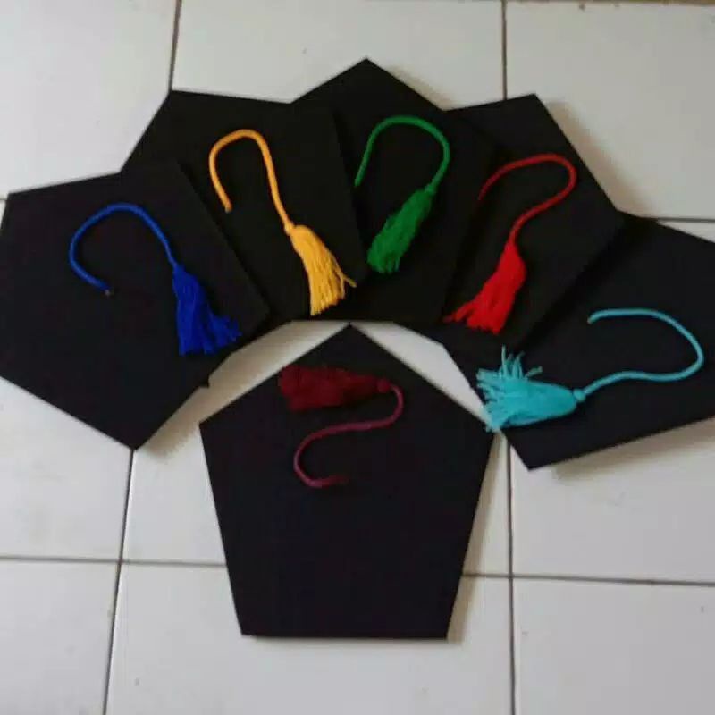 Topi toga/topi wisuda/topi sarjana/topi toga TK,SD,SMP,SMA,Mahasiswa READY STOCK