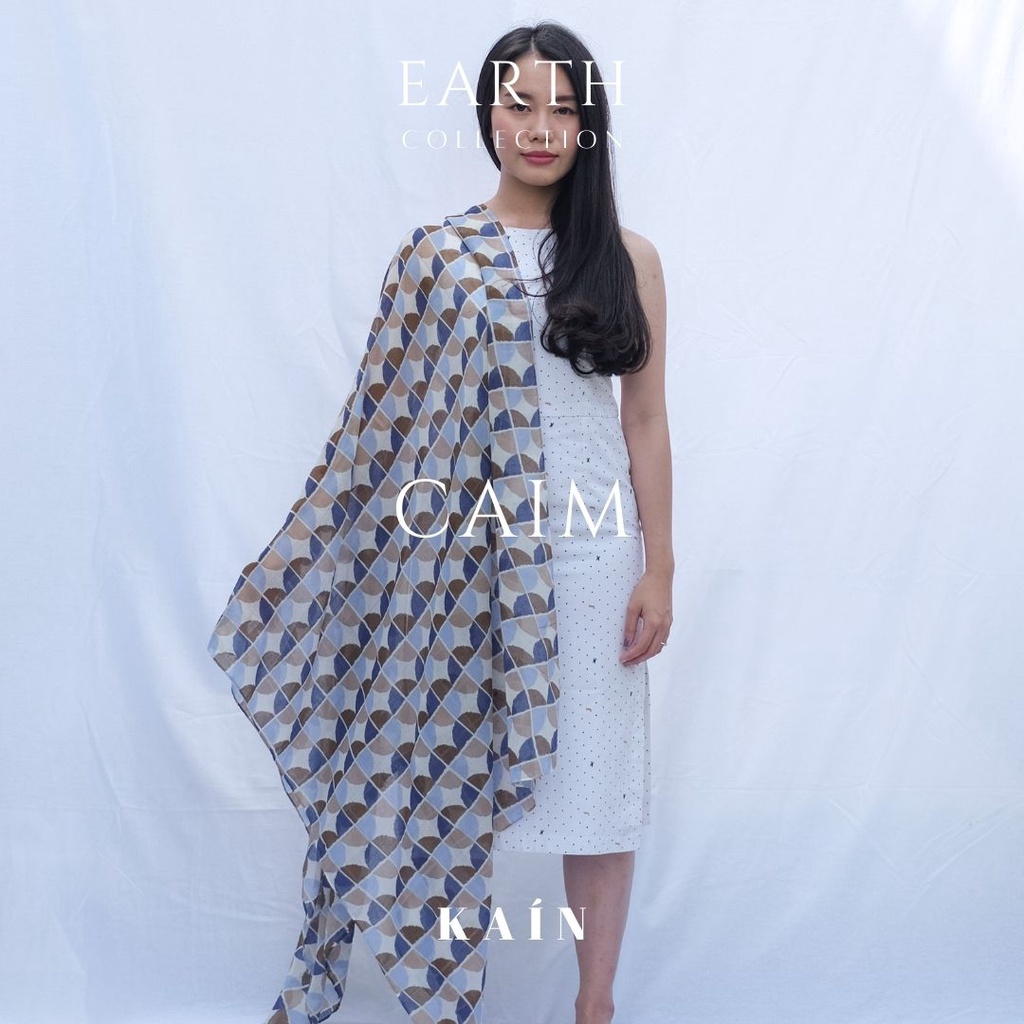 SHOPKAIN Caim Shawl – Earth Collection