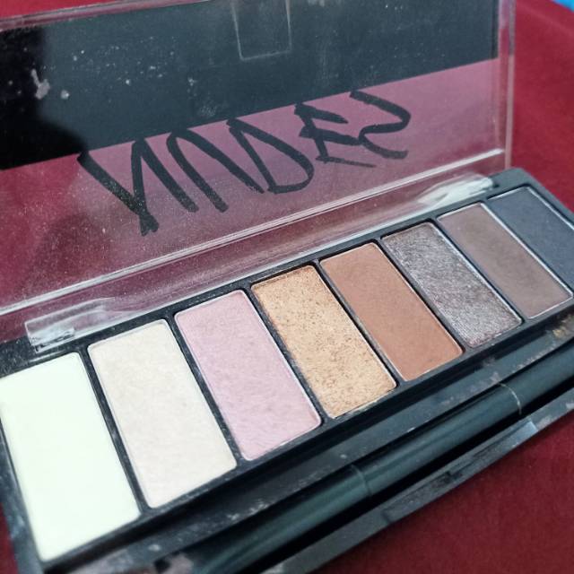 Preloved Eyeshadow Make over