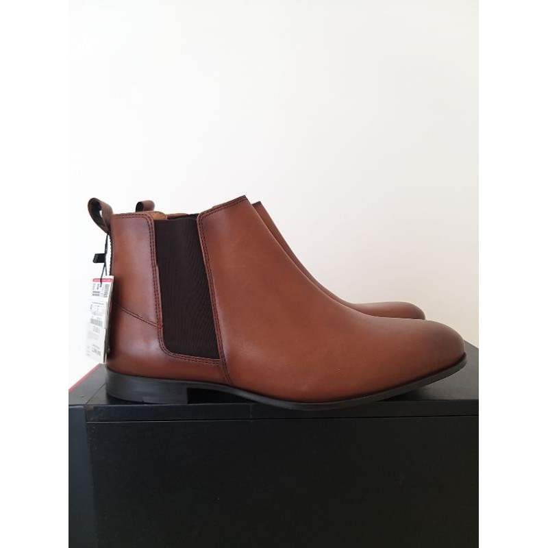 Zara Leather Chelsea Boots