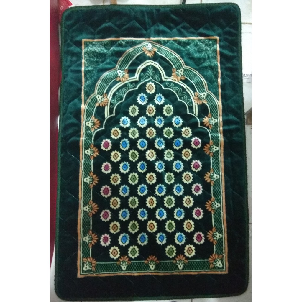 Sajadah bulu Tebal Turki Lembut