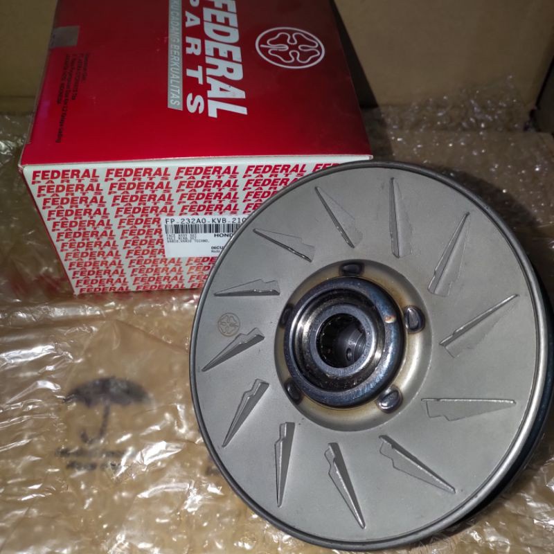 Pulley Puli Belakang Set Vario 110 Karbu Vario Techno 110 Original Federal