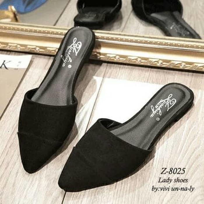 Fashion Wanita SEPATU WANITA FLATSHOES SELOP BASIC ADORA HITAM Masa Kini