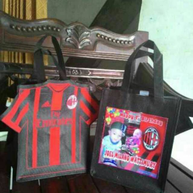 

Goodie bag ultah jersey plus foto & nama anak full colour