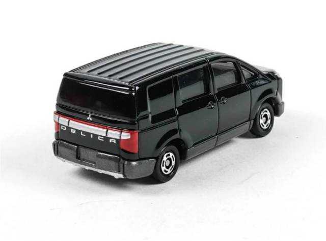 Tomica Reguler 39 Mitsubishi Delica D5 TAKARA TOMY