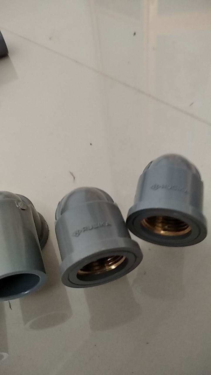 Rucika Knee Drat Dalam Kdd Pvc 1/2 Aw / Faucet Elbow Metal Kuningan