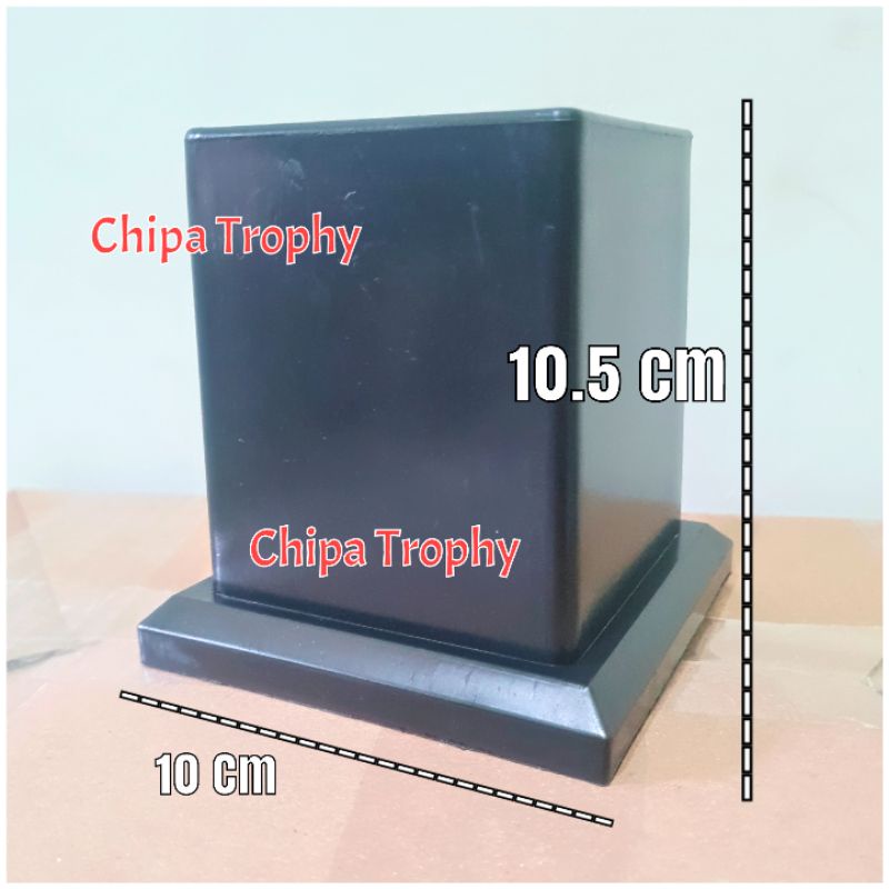 TATAKAN PIALA BESAR W3 10X10.5 cm